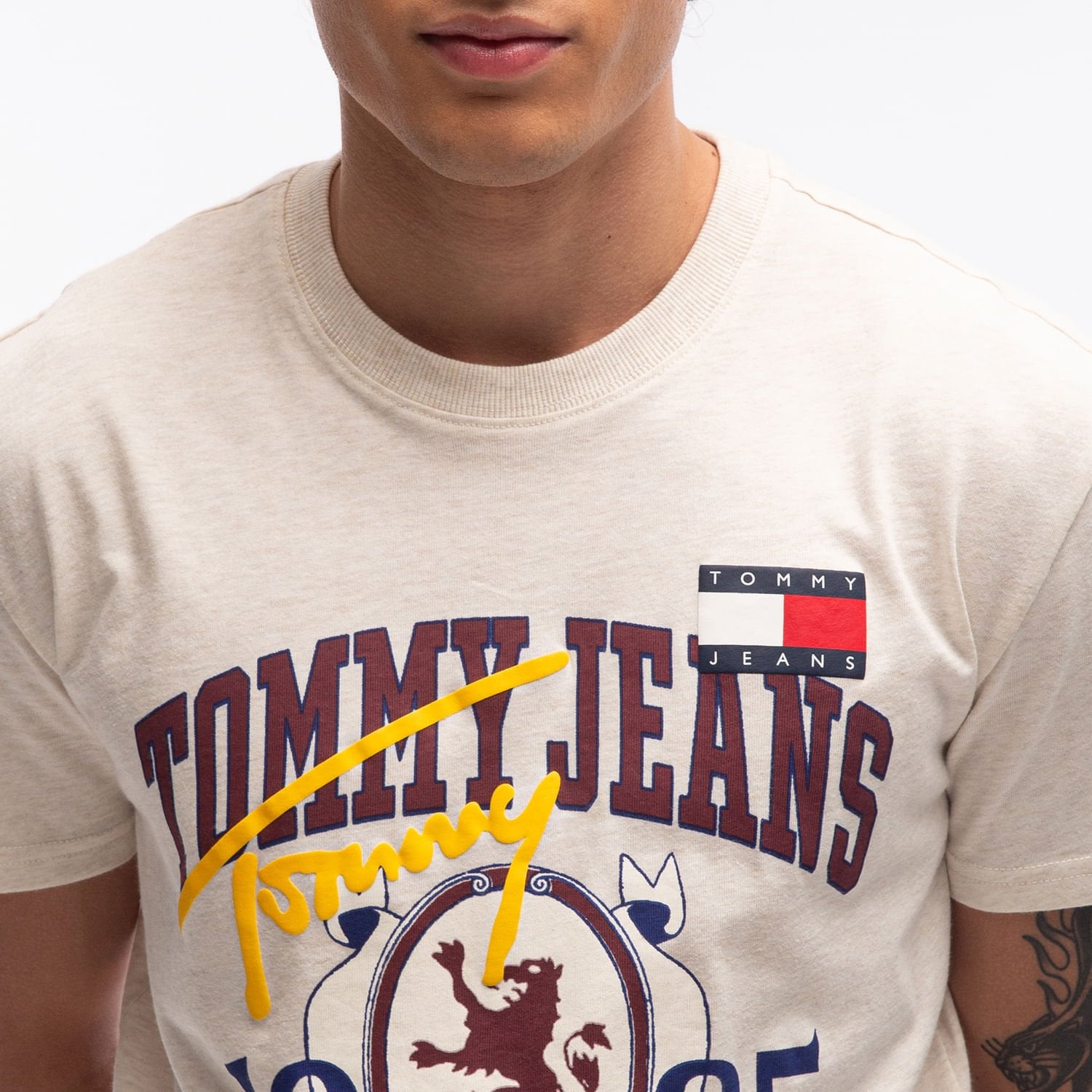 Tommy Jeans – Men's Varsity Graphic T-Shirt