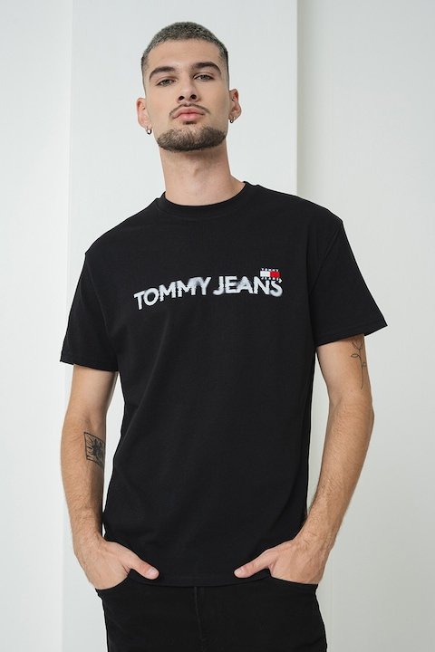 Tommy Jeans – Men's Blurred Logo T-Shirt